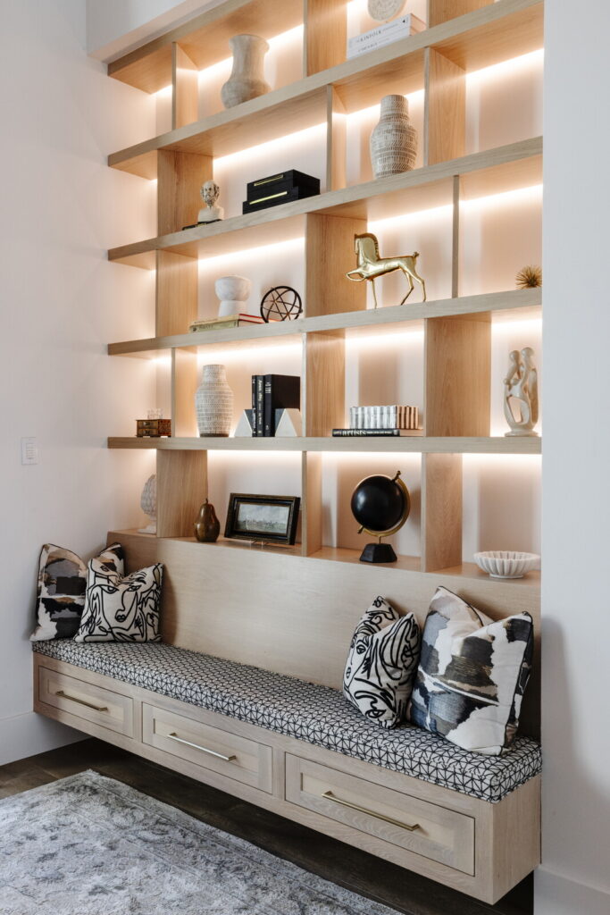Bookshelf 1067